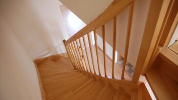 renovation escalier bois